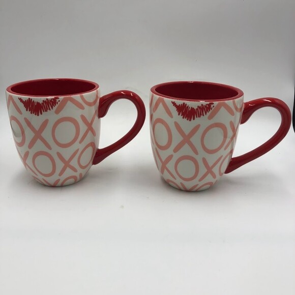 Coton Colors Oversized Ceramic Set of 2 Mugs by Laura Johnson Lipstick XOXO - Picture 3 of 12